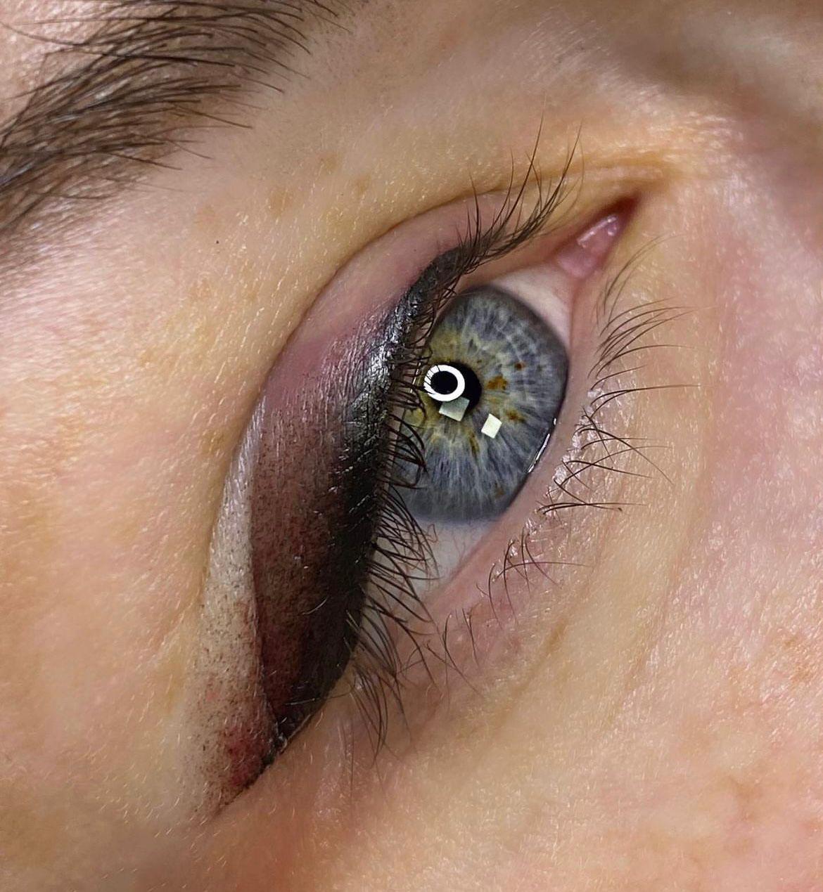 Resultado de eyeliner permanente